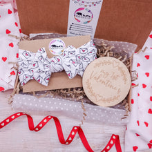 Load image into Gallery viewer, Red Heart Bow + Disc