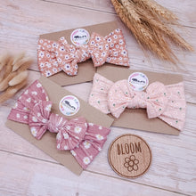 Load image into Gallery viewer, Neautral Floral Mini Bow Bundle x3