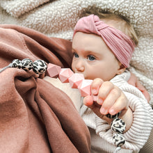 Load image into Gallery viewer, Breastfeeding & Teething Necklace - Rose Leopard