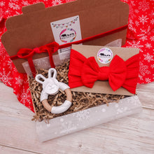 Load image into Gallery viewer, Xmas Bow Teether Gift Box - Mama Bear and Cubs ltd