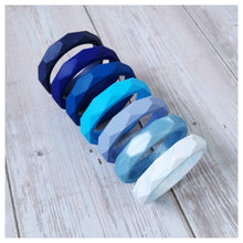 Load image into Gallery viewer, Teething Bangle - Mama Bear and Cubs ltd