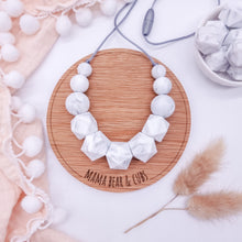 Load image into Gallery viewer, Breastfeeding &amp; Teething Necklace - Ceres
