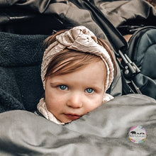 Load image into Gallery viewer, Knitted Knot Headbands
