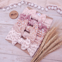Load image into Gallery viewer, Neutral Floral Bow Bundle x6
