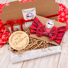 Load image into Gallery viewer, Chtistmas Bow &amp; My First Christmas Disc Gift (other designs available)
