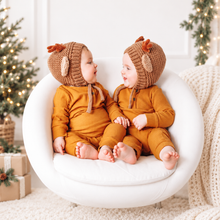 Load image into Gallery viewer, Unisex Reindeer Christmas Bonnet
