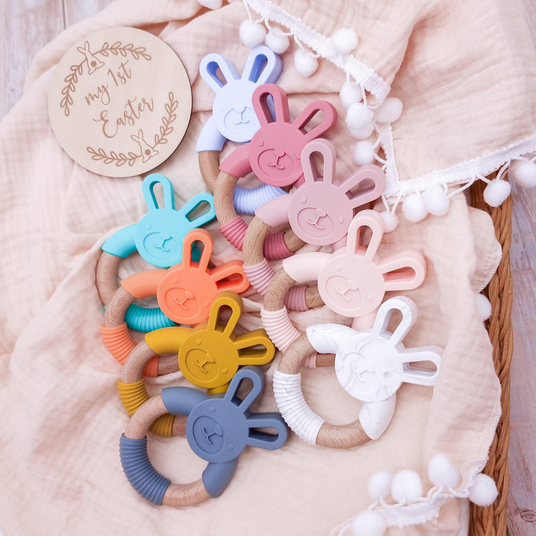 Easter Bunny Teether & Disc - Mama Bear and Cubs ltd