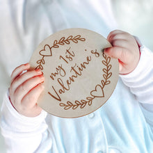 Load image into Gallery viewer, My First Valentines Disc - Mama Bear and Cubs ltd
