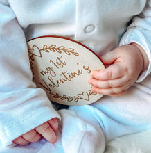 Load image into Gallery viewer, My First Valentines Disc - Mama Bear and Cubs ltd
