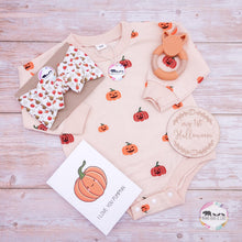 Load image into Gallery viewer, Girls Pumpkin Romper - Mama Bear and Cubs ltd
