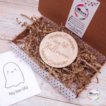 Load image into Gallery viewer, My first Halloween disc - Mama Bear and Cubs ltd
